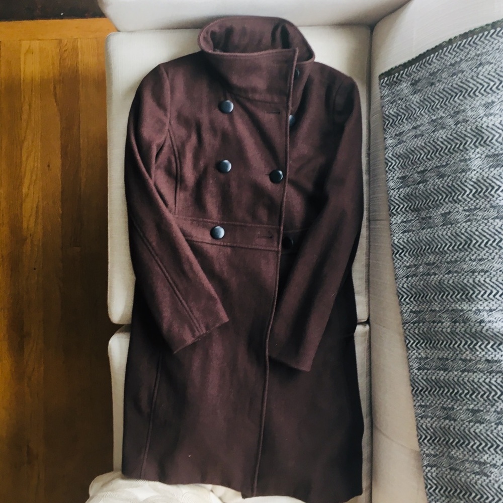 ⭐️⭐️⭐️ 5 for 10.  Old Navy Jacket